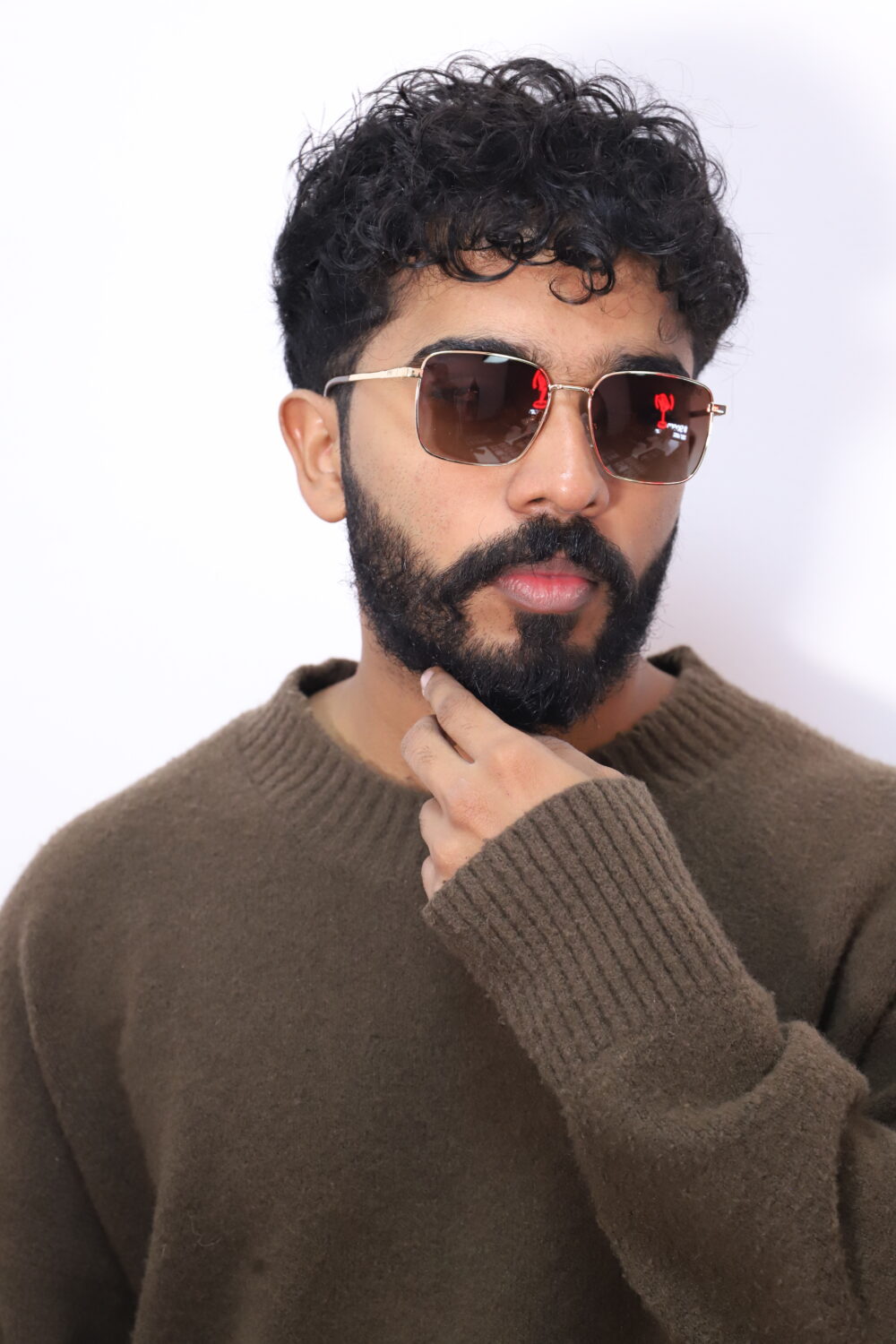 Sleek Brown Aviator - Image 3