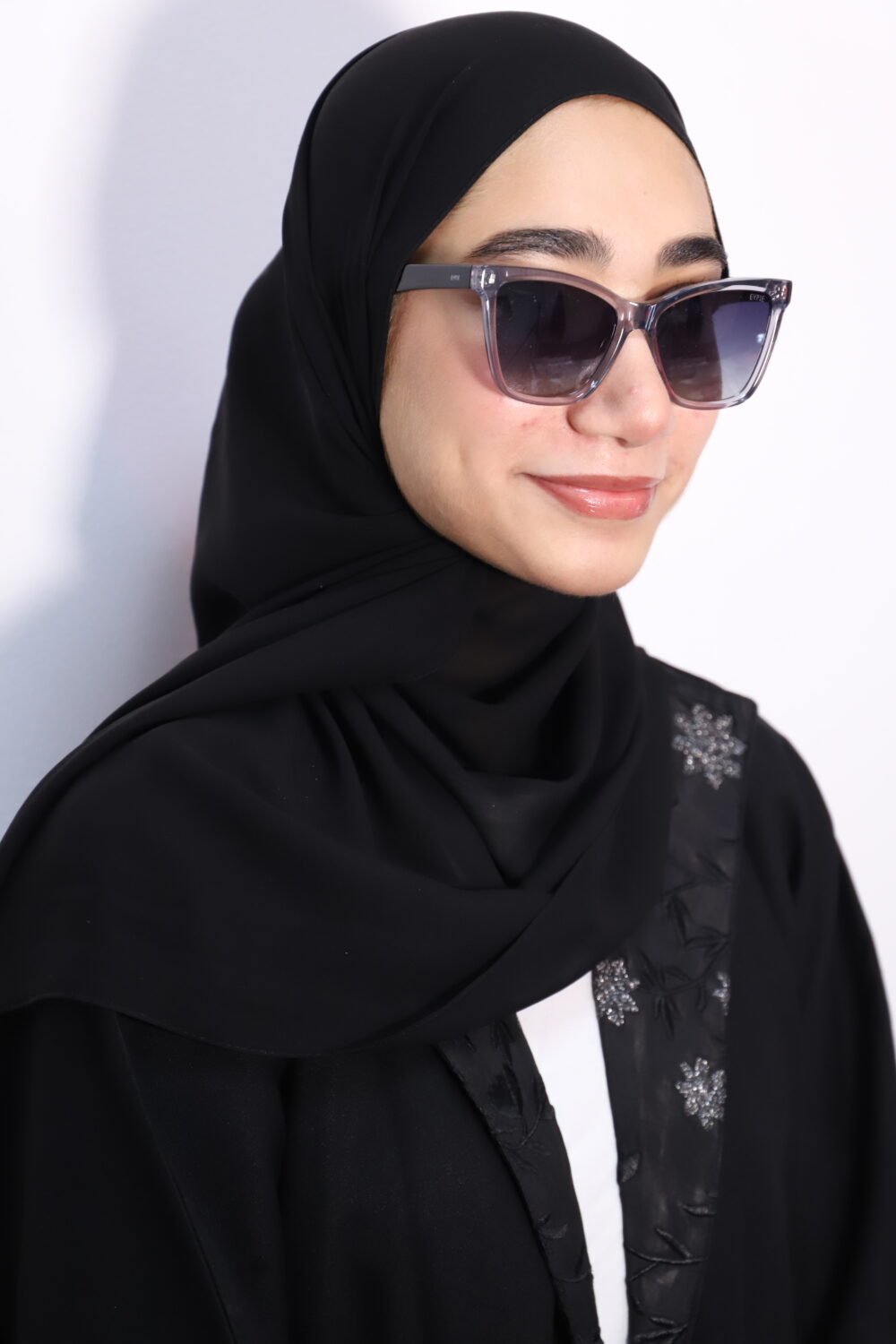 Sleek Silver Cat Eye - Image 2