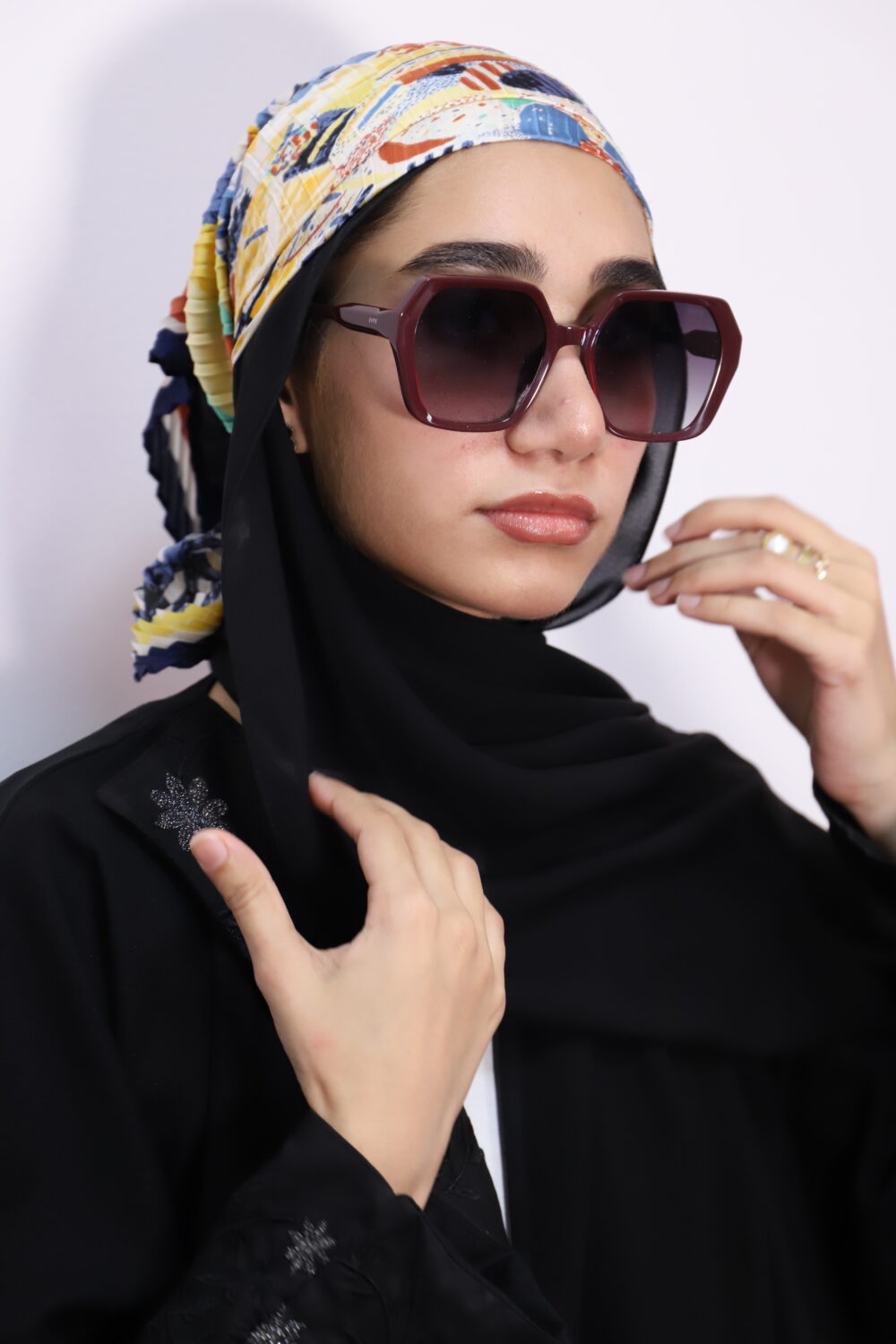 Sleek Red Aviator - Image 3