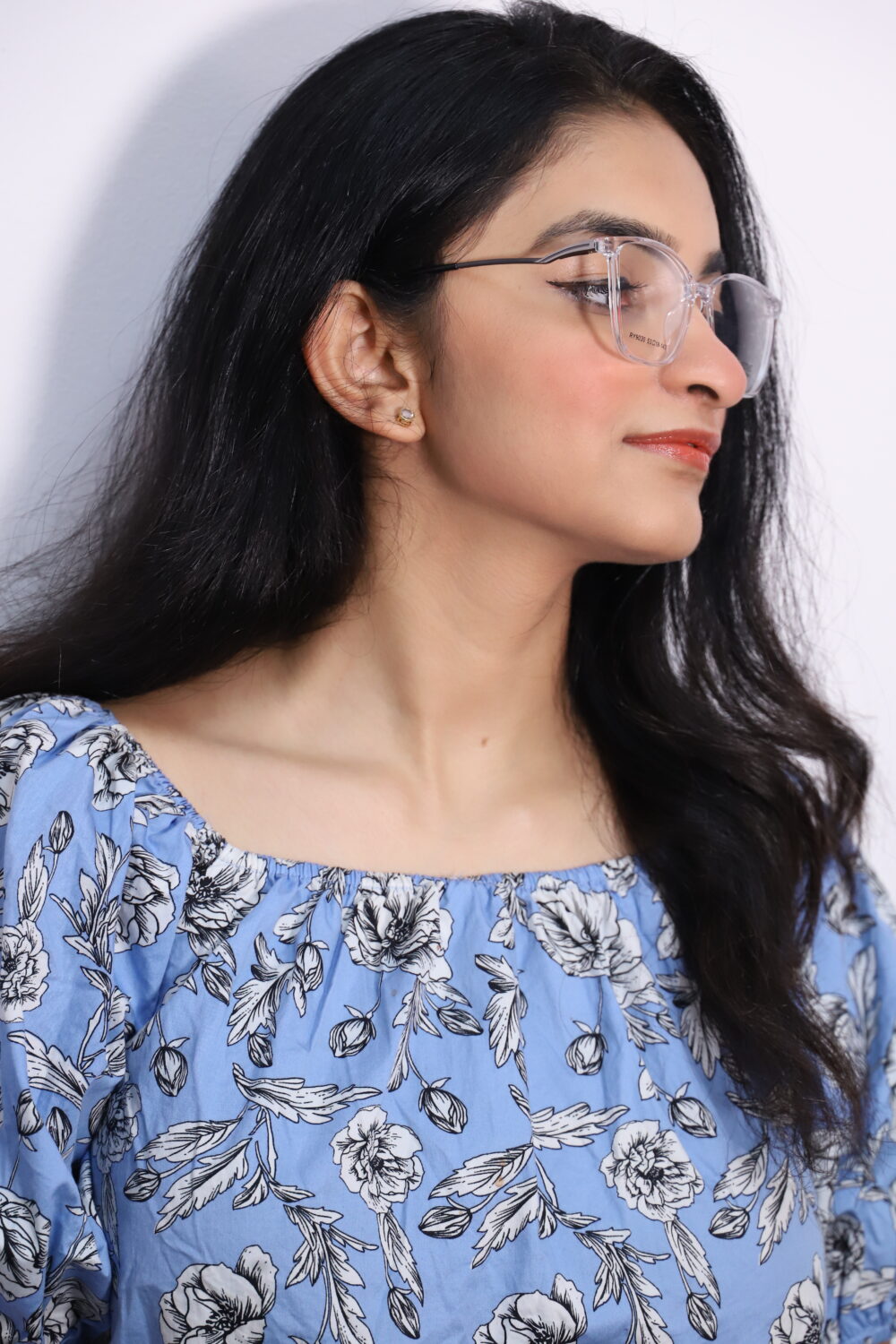 Thin Metal Fashion Eyewear - Image 4