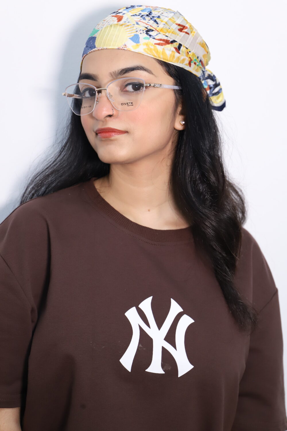 Thick Frame Rectangular Glasses - Image 3